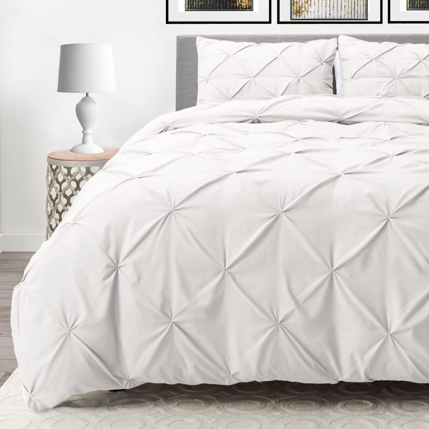 Nestl Pinch Pleat Comforter Set – 3-Piece Bedding Set with Pillow Shams – Soft, All-Season Down Alternative Comforter – Queen/Full & Twin Sizes