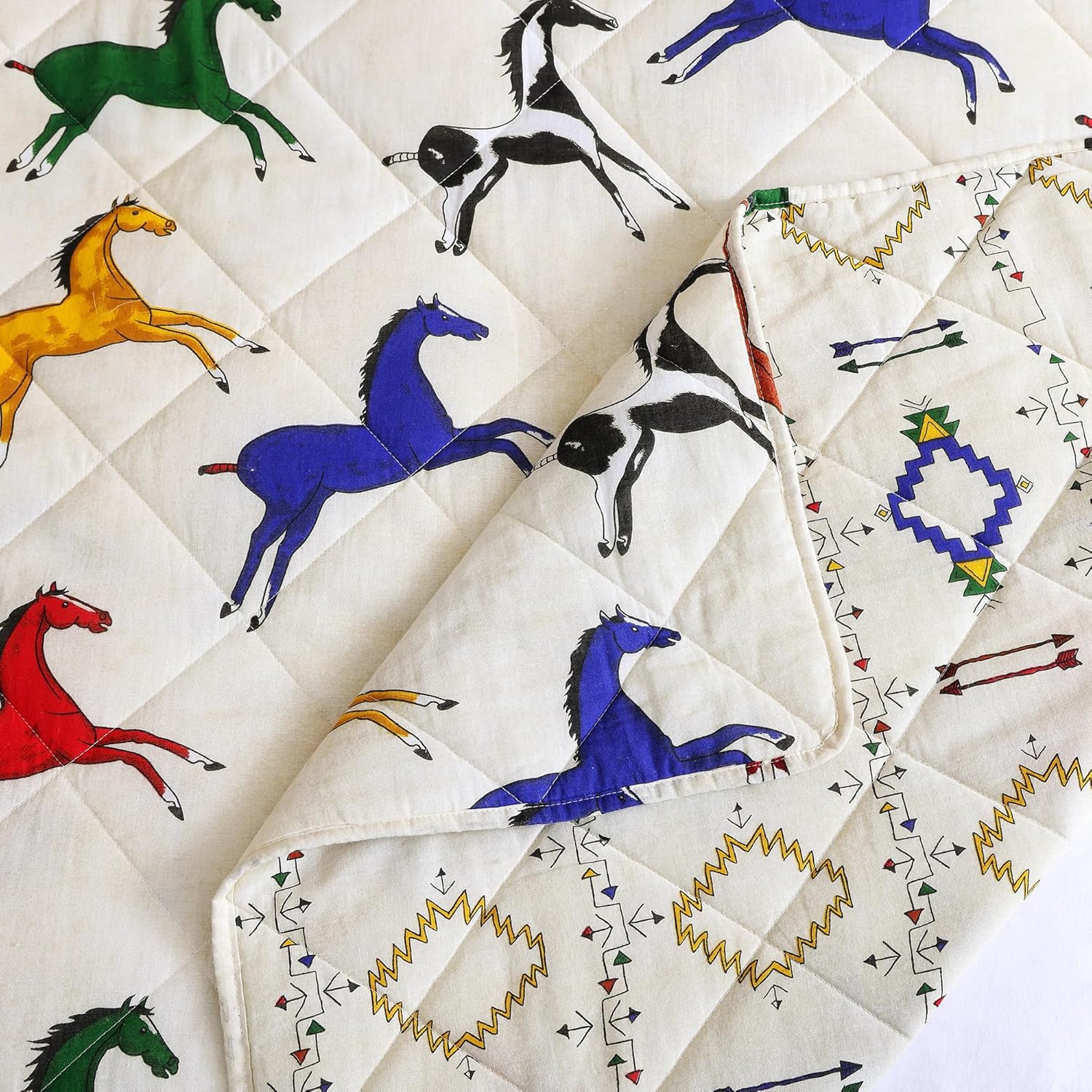 Wild Horses Reversible Twin Quilt Set – Southwestern Cotton Bedding